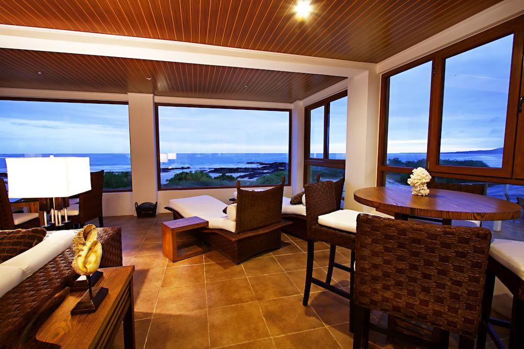 Iguana Crossing Boutique Hotel Puerto Villamil Extérieur photo