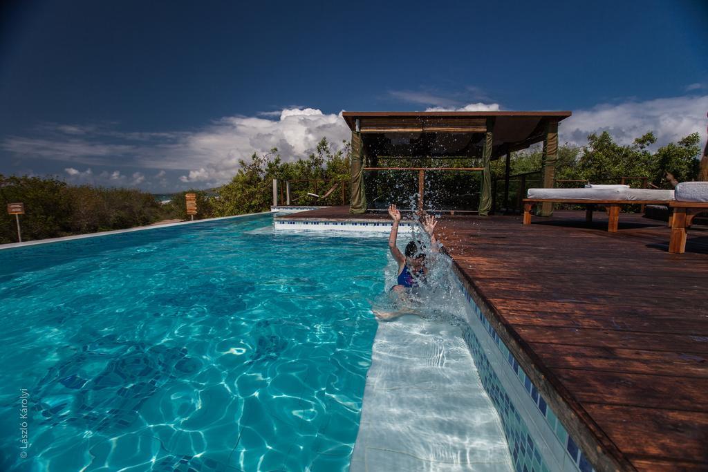 Iguana Crossing Boutique Hotel Puerto Villamil Extérieur photo